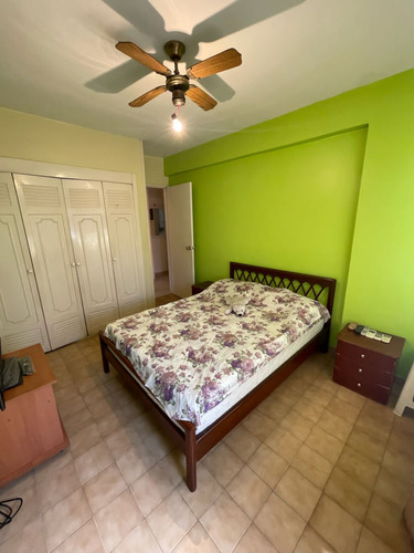 Apartamento En Residencias Girasol Jcrc