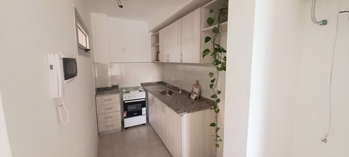Venta Departamento 3 Ambientes Saenz Peña Cochera