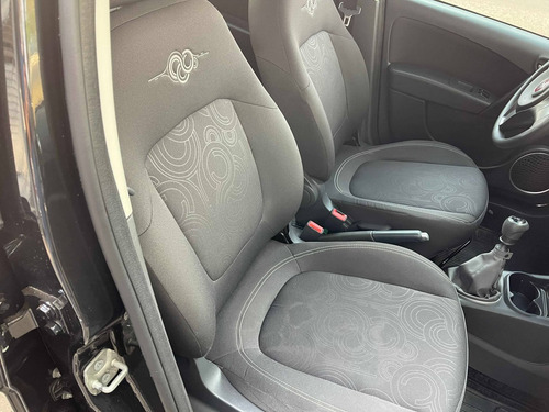 Imagem 9 de 10 de Fiat Grand Siena 1.4 Mpi Attractive 8v Flex 4p Manual