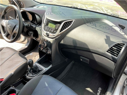 Imagem 9 de 10 de Hyundai Hb20 1.6 Comfort Plus 16v Flex 4p Manual
