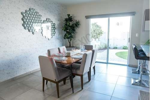 Imagen 4 de 25 de Casa En Venta Tijuana, Santa Fe. Residencial Privado Con Guardias Y Acceso Controlado, Alberca, Gimnasio, Casa Club