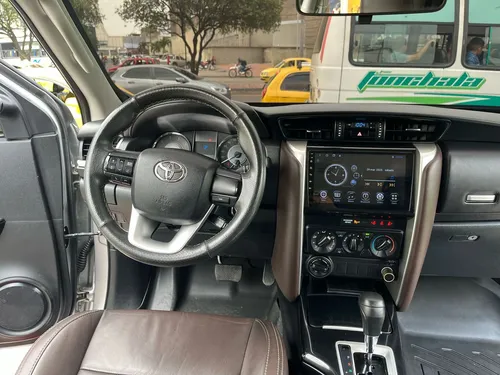 Toyota Fortuner 2.8 Diesel 4x4 At Blindaje 2plus