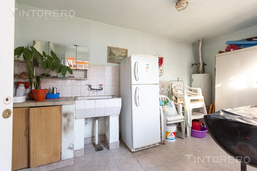 Venta Casa 3 Ambientes Caseros Patio Y Quincho
