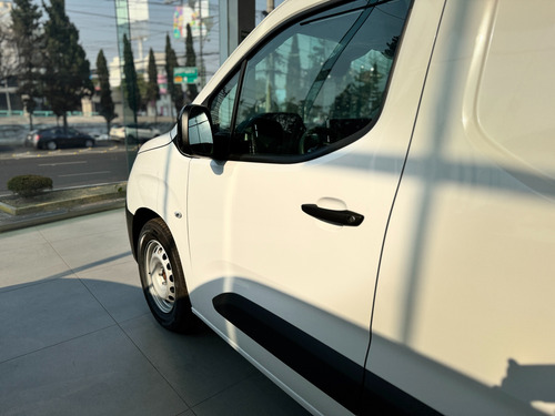 Peugeot Partner 1.2T Puretech Maxi Pack