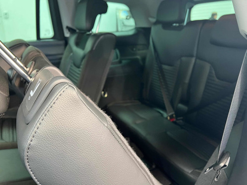 Imagen 11 de 14 de Jeep Commander 2022 2.0 Td380 At9 4x4 7pas Limited