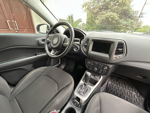 Jeep Compass 2.4 Sport Automática 1630 mm