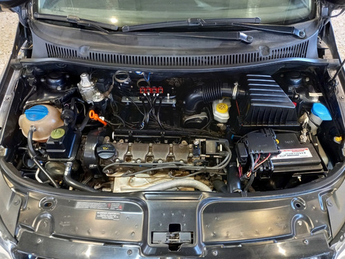 Imagen 11 de 11 de Volkswagen Suran Cross 1.6 Highline 101cv