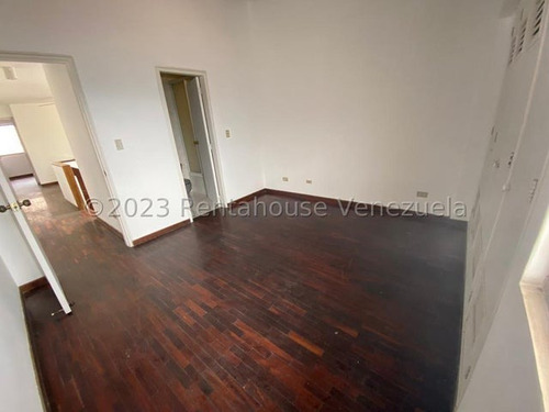 Imagen 7 de 10 de Townhouse En Venta En La Tahona