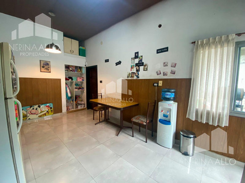 Venta Local En Castelar Sur