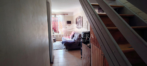 Casa Con Amplio Patio En Casas Viejas