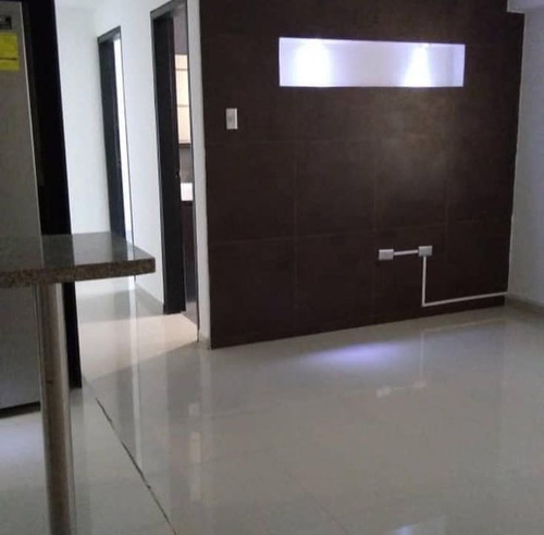 Imagen 2 de 8 de En Venta Aparyamento Altos Del Mirador