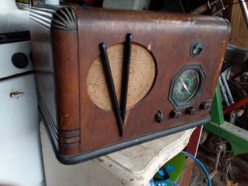 Antigua Radio Kent A Valvulas Sellada De Coleccion Funciona (Usado)