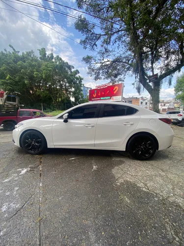 Mazda 3 2.0 Touring At