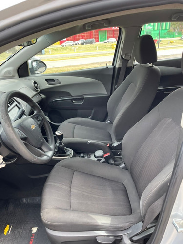 Imagen 7 de 13 de Chevrolet Sonic Lt 2013 Impecable Pacepto Auto O Moto