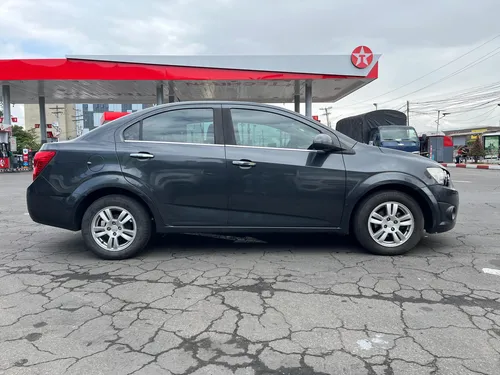 Chevrolet Sonic 1.6 Lt 4 p