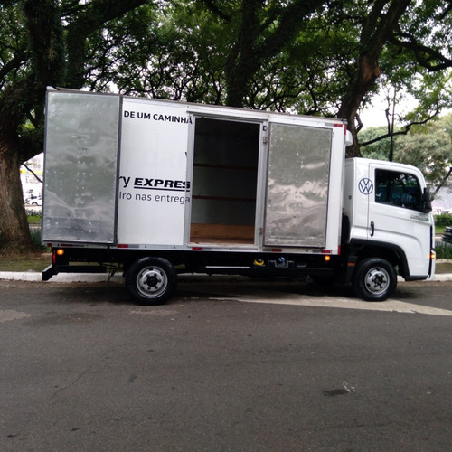 Baú Isotérmico Para Vw/ford/iveco/3/4 Ano 2022 C/máquina