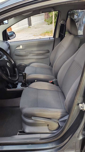Volkswagen Suran 1.6 I Highline 80d 2008
