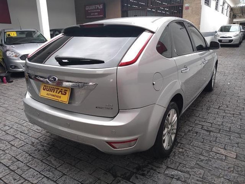 Ford Focus Ghia 2.0 - Auto. C/ Teto Solar - 2009