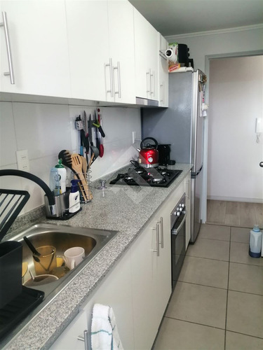 Departamento En Venta De 3 Dorm. En Cerrillos