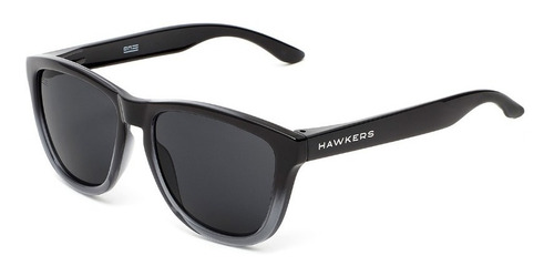 Anteojos de sol Hawkers Lifestyle Fusion One One size, diseño Dark, color negro con marco de nailon tr90 color negro, lente negra de copoliéster tr18 clásica, varilla negra de nailon tr90 - HONE22GBTP