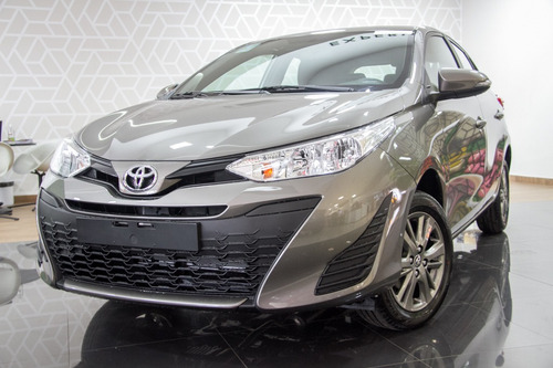 Toyota Yaris 1.5 Xl Plus Connect Cvt (flex)