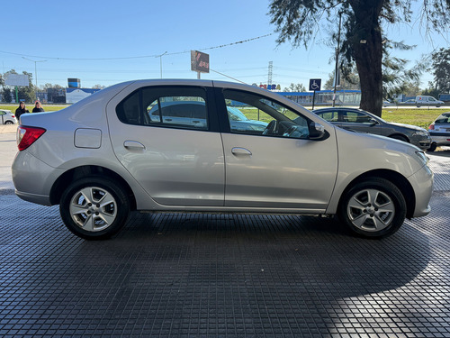 Renault Logan 1.6 Privilege Plus 105cv
