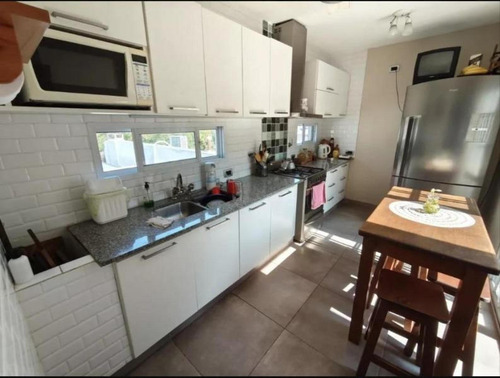 Ph En Venta - 3 Dormitorios 2 Baños - La Plata
