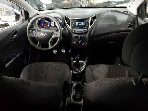 Imagem 5 de 7 de Hyundai Hb20 1.0 Comfort Plus 12v Flex 4p Manual
