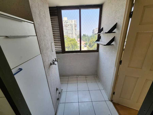 Amplio Dpto. 3d + Servicio, Manquehue (99775)