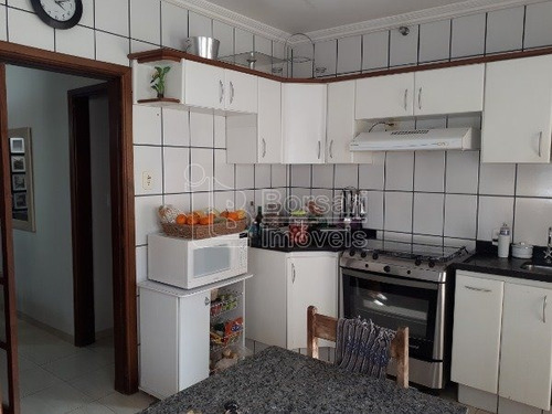 Imagem 3 de 5 de Venda De Casas / Padrão Na Cidade De Araraquara 8770