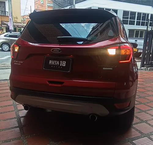 Ford Escape 2.0 Titanium