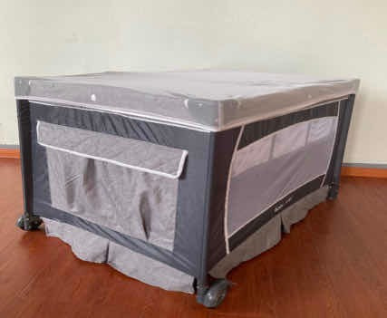 Imagen 2 de 3 de Cuna Corral Básica De Bebe,plegable Con Bolso, 2 Niveles