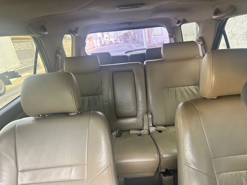 Toyota Hilux SW4 3.0 Srv 7l 4x4 Aut. 5p