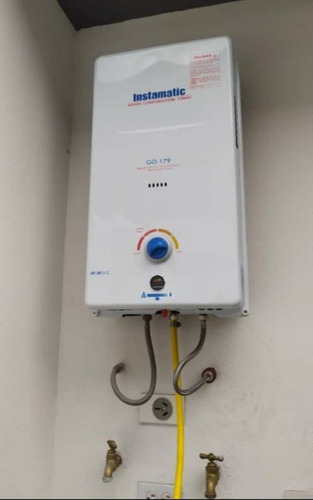 Imagen 2 de 9 de Calefon Instamatic 26 Litros Gratis Kit De Instalación