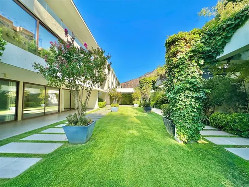 Dúplex Con Jardín Privado: Santa María De Manquehue