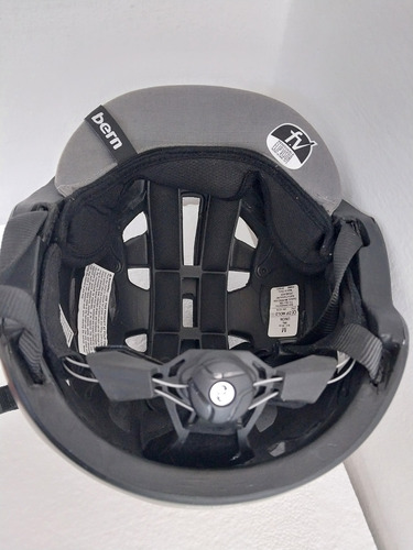 Casco Bern Zip Mold (Usado)