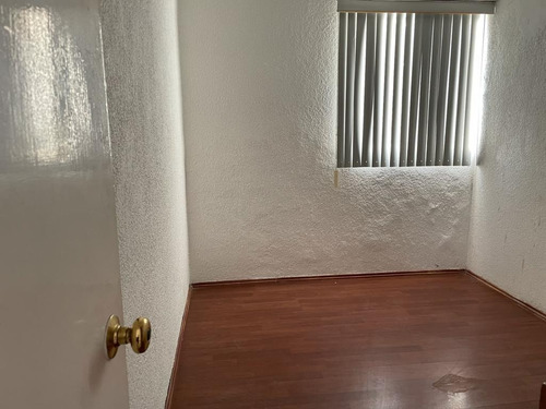 Imagen 12 de 17 de Casa En Venta En Fuentes De Satélite