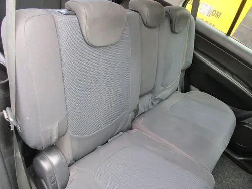 Kia Carens RONDO EX 4X2 2000CC MT AA