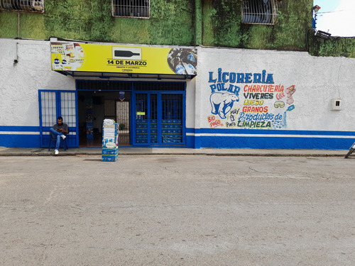 Venta De Fondo Comercio De Licoreria Y Abasto San Juan De Los Morros