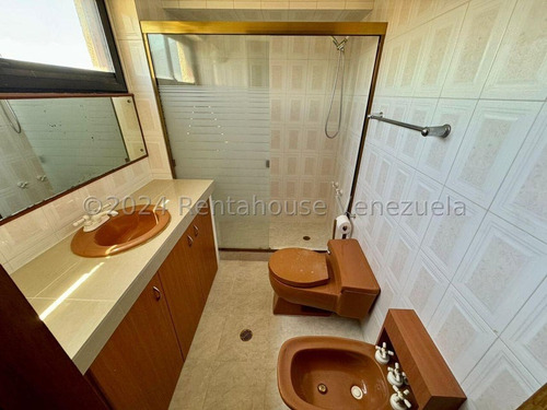 Apartamento En Alquiler En Colinas De Valle Arriba #25-12655 Josmary Sanjuan