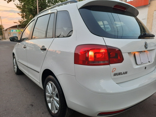 Imagen 7 de 18 de Volkswagen Suran 2014 1.6 Highline 101cv Cuero