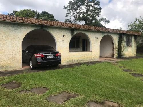 Ótima Chácara Com 04 Dormitórios Em Itanhaém - Ch016