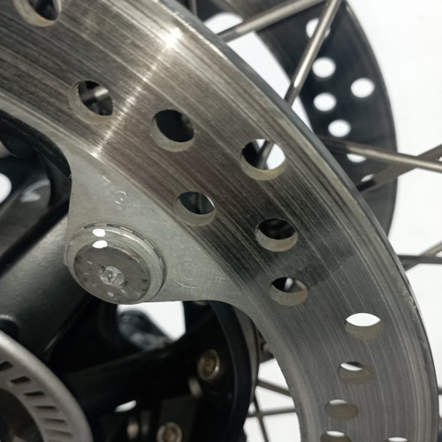 Roda Dianteira + Discos Original Gs1200 Adv 2013 A 2019 (Usado)