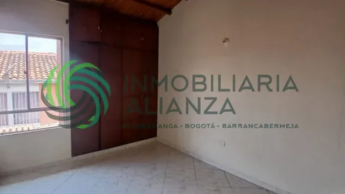 Casa En Arriendo En Paraguitas. Cod A16528