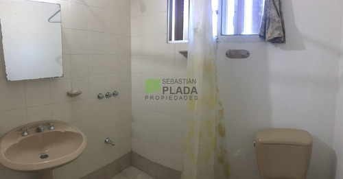 Imagen 9 de 14 de Casa Solida, En Terreno De 546 M2 En Buen Punto, San Carlos.-