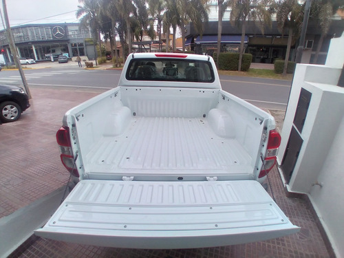 Imagen 3 de 12 de Renault Alaskan Confort 4x2 Enterga $ 2.500.000-y Cuotas