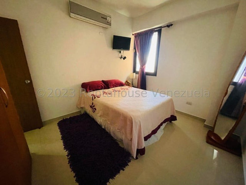 Imagen 24 de 30 de María Reyes Vende Espectacular Apartamento En El Codiciado Triangulo Del Este De Barquisimeto Amoblado Y De Lujo