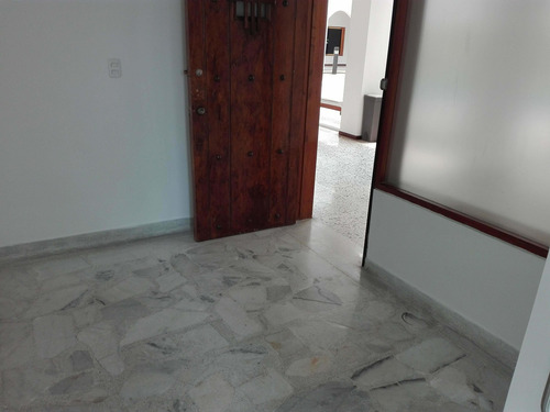 Imagen 3 de 14 de Venta Consultorio En Arboleda, Manizales. Cod 2761226