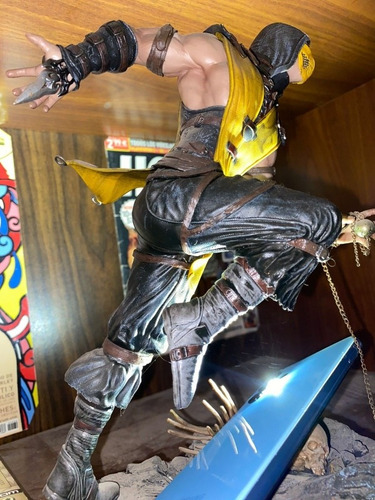 Figura Scorpion Del Videojuego Mortal Kombat (Usado)