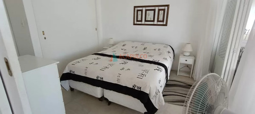 Mansa Parada 2 Apartamento En Edificio Emblemático Primera Linea